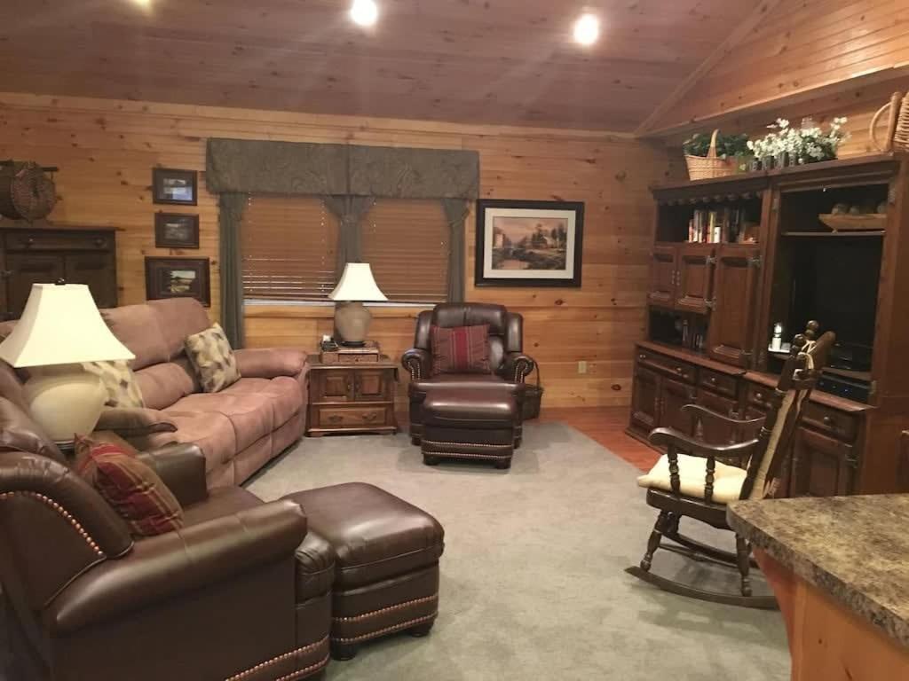 Tn State Parks Open! Hikes, Waterfalls, Firepits! Spencer Zewnętrze zdjęcie